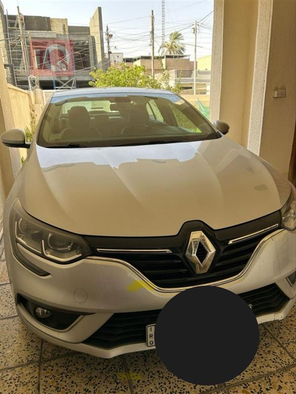 رینۆ  بۆ فرۆشتن لە عێراق